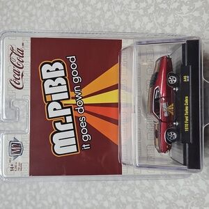 M2 Machines 1970 Ford Torino Cobra Mr.Pibb Premium Die-cast A46 24-37